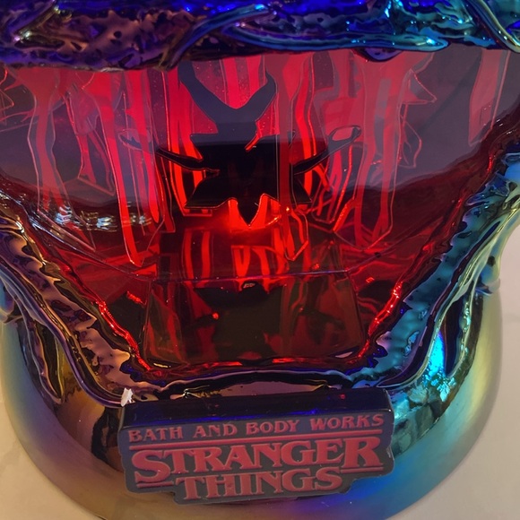 Bath & Body Works Stranger Things the upside down Light up 3 wick Candle Holder - Picture 3 of 8